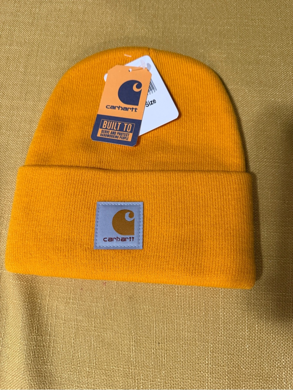 Carhartt unisex ' Cuffed Beanie Hat in Amber Gold